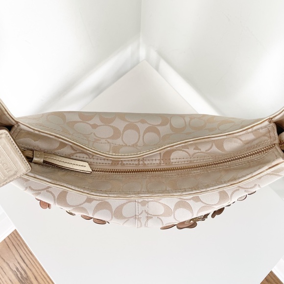 Coach Floral Hobo Bag - Picture 7 of 16